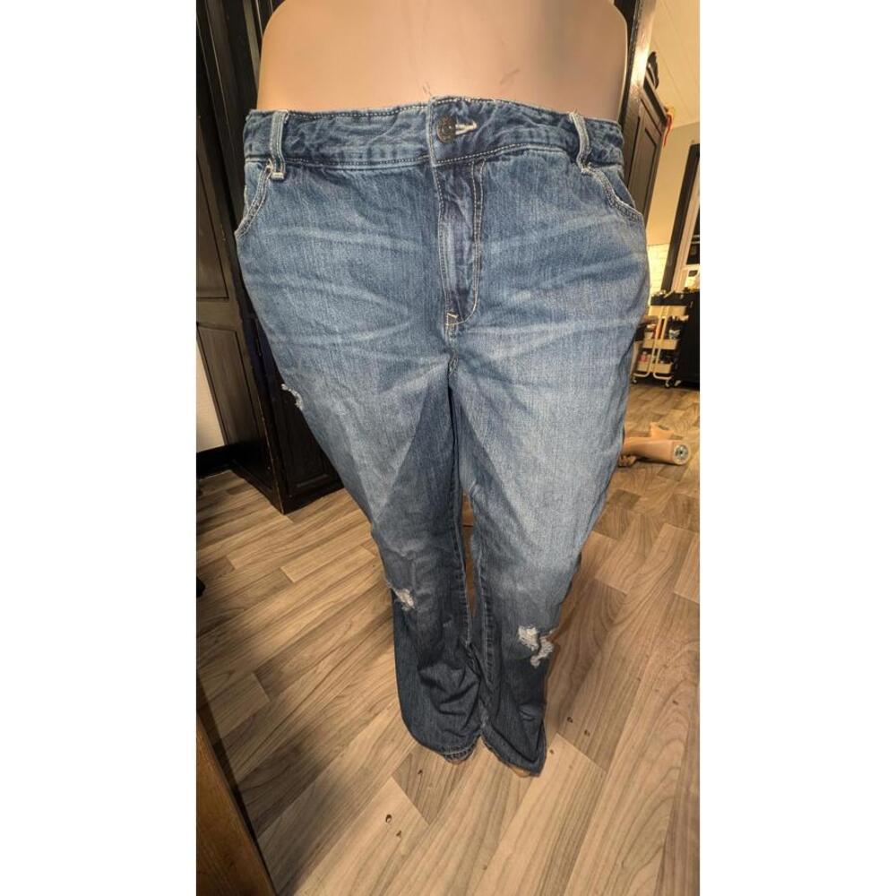 Old Navy Plus Distressed Bootcut Jeans – Size 24